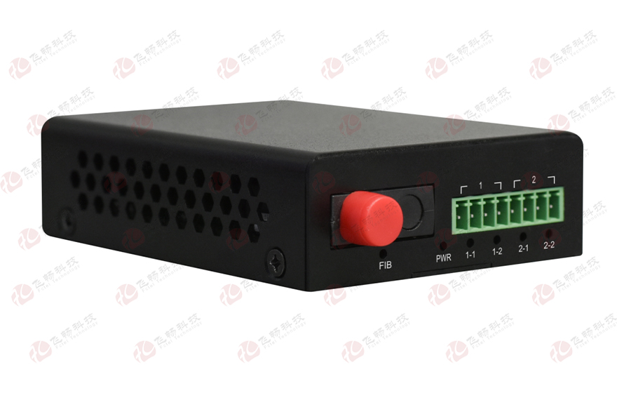 飛暢科技-袖珍型1-2路開關(guān)量光端機(jī)